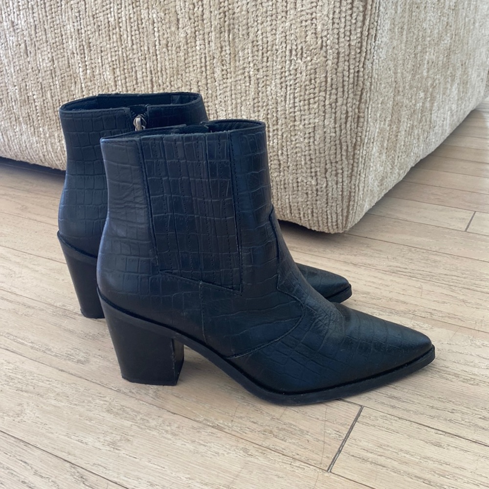Waterproof Snakeskin boots